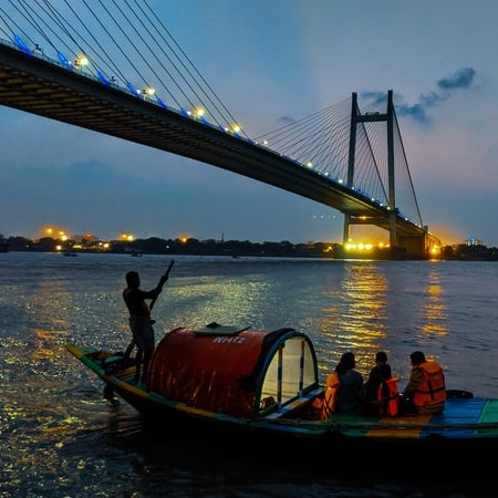 Kolkata, IN Kolkata, IN